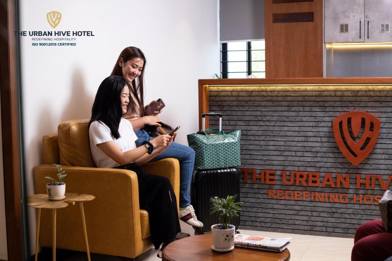 The Urban Hive Hotel Belgaum Esterno foto