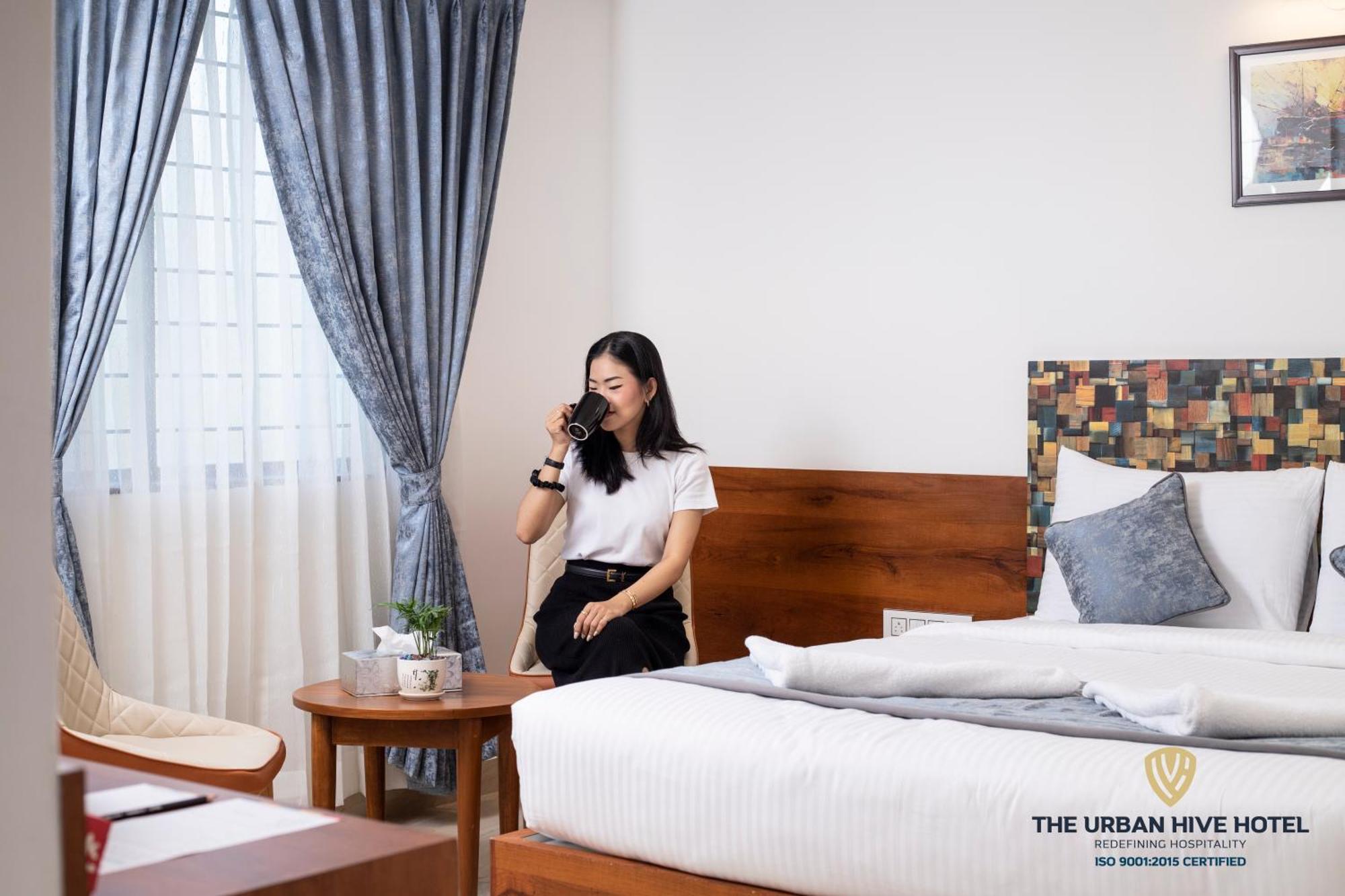 The Urban Hive Hotel Belgaum Esterno foto
